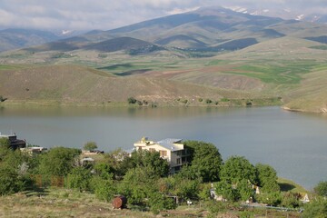 باغ های اطراف سد اکباتان همدان 