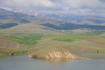 سد اکباتان سر ریز کرد