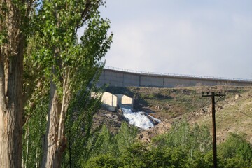 سر ریز سد اکباتان همدان 