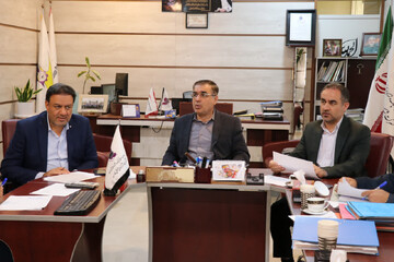 معاون استاندار فارس: رها کردن زمین صنعتی به معنای احتکار منابع ملی است