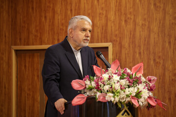 سخنرانی سید رضا صالحی امیری، وزیر میراث فرهنگی، گردشگری و صنایع دستی در هتل عباسی