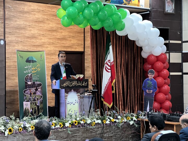 مدرسه به مرکزی پویا برای حل مسائل محلی تبدیل شود