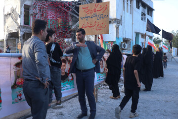 بازدید ۵۷ خبرنگار خارجی از مدرسه شجره طیبه _ میناب