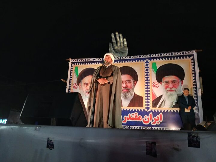 مدیریت تنگه هرمز قابل معامله نیست/ شهید رئیسی الگوی مسئول تراز انقلاب بود