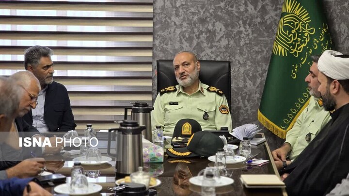 تکمیل زنجیره خدمت رضوی و پلیس در سیستان و بلوچستان با رویکرد محله‌محور