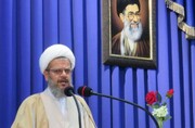 امام جمعه دامغان: اگر آمریکایی ها خطایی کنند جنگ فرا منطقه ای شکل خواهد گرفت