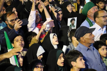 اجتماع بزرگ جهادگران خراسان جنوبی بزرگداشت رهبر شهید و شهدای جنگ خدمت