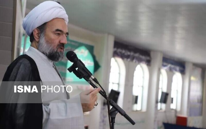 ایمان و توکل، رمز پیروزی ملت ایران