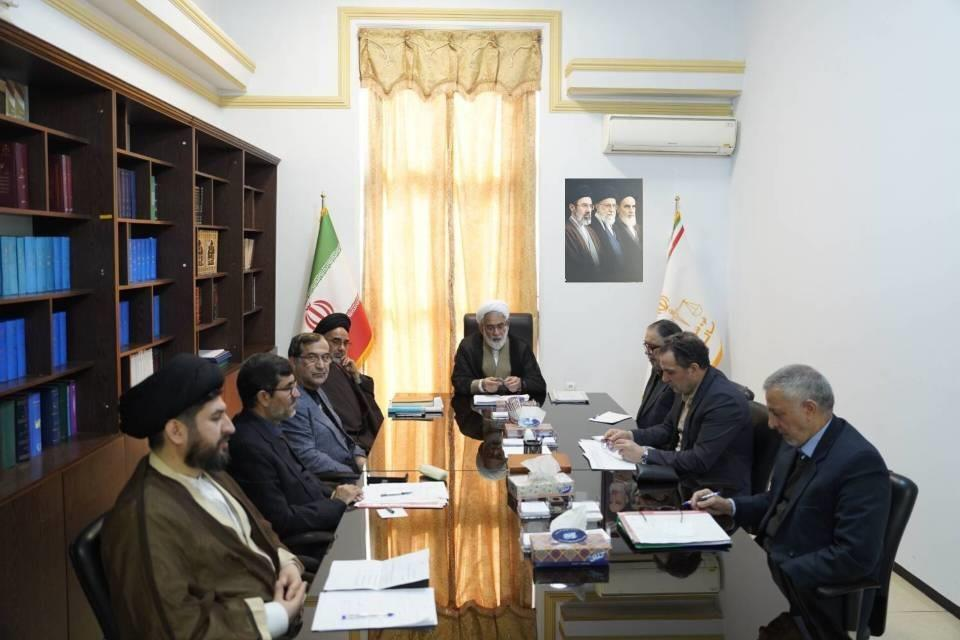بازدید رئیس سازمان زندان‌ها و استاندار تهران از ندامتگاه تهران بزرگ
