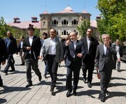 بازدید فرمانده ارتش پاکستان از میدان مشق همراه با وزیر امور خارجه