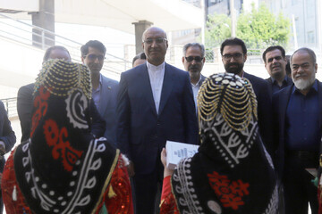 حضور منوچهر حبیبی استاندار کرمانشاه در برگزاری همایش روابط عمومی های استان 
