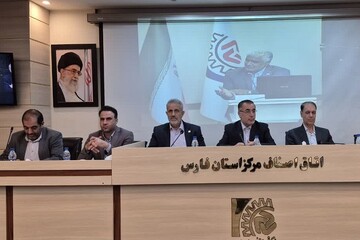 معاون استاندار فارس: نظارت بر بازار باید ملموس باشد/ ضرورت معرفی کسبه منصف