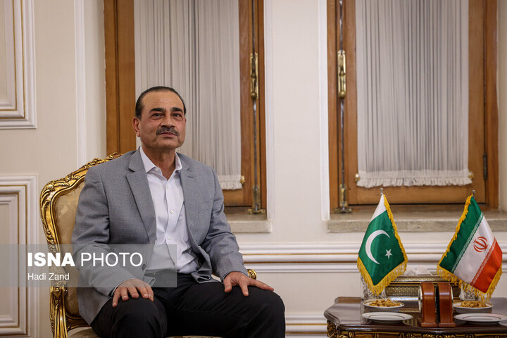 سفر عاصم منیر به تهران در روز دوشنبه