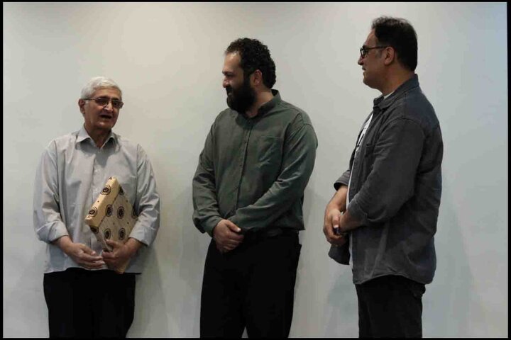 تقدیر از تماشاگران خاص تئاتر و انتشار یک آمار