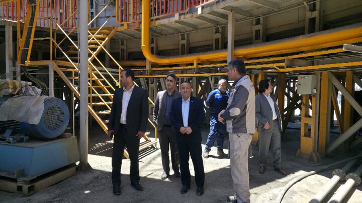 فرماندار ملایر: توسعه واحدهای تولیدی و معدنی در اولویت است