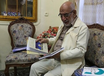 کاتب پیشکسوت قرآن: جایزه «ابن‌مقله» می‌تواند مکتب کتابت قرآن در شیراز را احیا کند