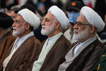 از سمت راست محمدجعفر منتظری، رئیس دیوان عالی کشور و غلامحسین محسنی اژه ای، رئیس قوه قضائیه  در مراسم گرمیداشت شهدای جنگ رمضان و سالگرد شهدای اقتدار ایران