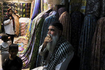 حال و هوای بازار میدان قلعه کرمان در آستانه عید سعید قربان