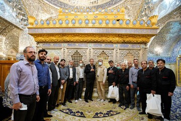 هنر ایرانی‌ها در حرم سفیر امام حسین(ع) + عکس