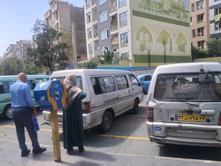 وقتی دخل و خرج تاکسیرانان با هم نمی‌خواند؛ «نه بیمه داریم نه آینده»
