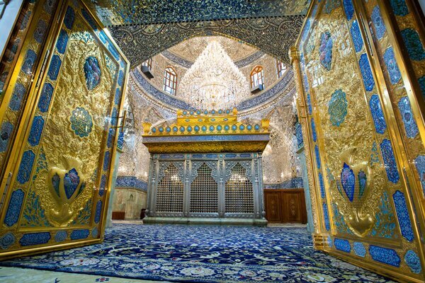 هنر ایرانی‌ها در حرم سفیر امام حسین(ع) + عکس