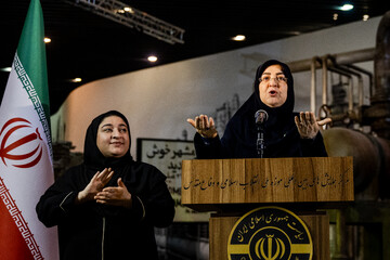 نشست خبری فاطمه مهاجرانی، سخنگوی دولت در باغ‌ موزه دفاع مقدس
