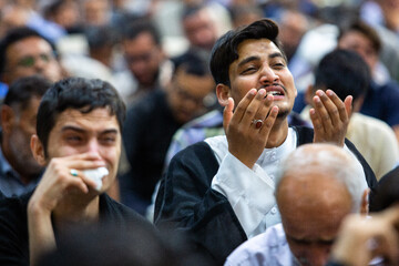 نجوای بندگی در ضیافت عرفه - قم