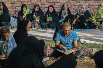 نجوای بندگی در ضیافت عرفه - زاهدان