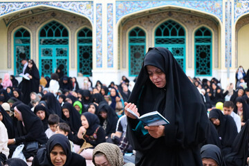 نجوای بندگی در ضیافت عرفه - شهرکرد