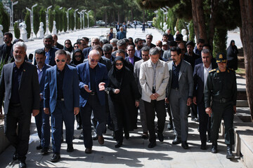 سفر رئیس سازمان حفاظت محیط زیست به اصفهان