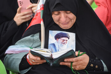 نجوای بندگی در ضیافت عرفه _ سمنان