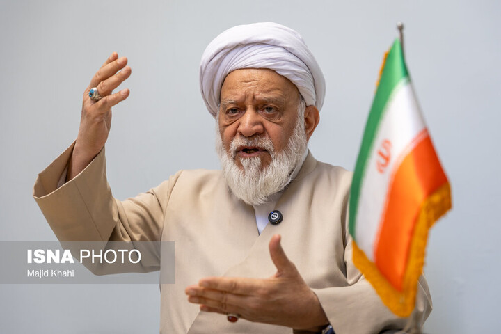 بانک‌ها برای تامین مالی نباید نرخ‌گذاری کنند/ خلق پول، دست‌درازی در جیب مردم است