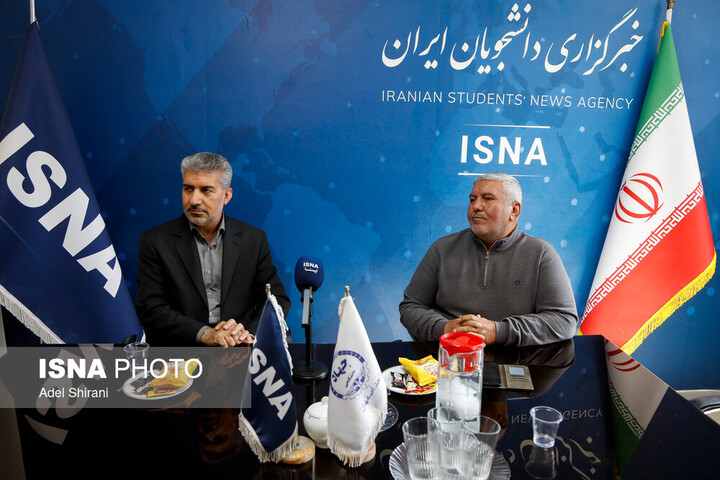 ضعف سیاست‌گذاری‌های داخلی، بسترساز فشار اقتصادی دشمن/اقتصاد مقاومتی مشکل‌گشای اقنصاد ایران
