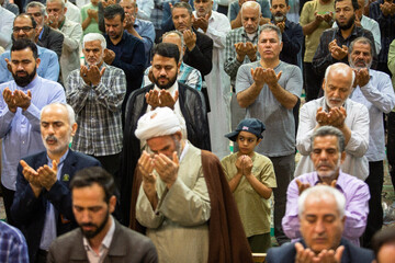 اقامه نماز عید سعید قربان - حرم حضرت فاطمه معصومه(س)