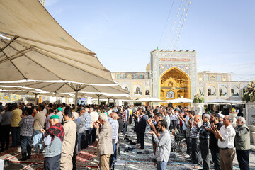 اقامه نماز عید سعید قربان - حرم مطهر رضوی