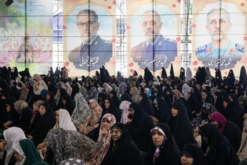 اقامه نماز عید قربان در دانشگاه تهران
