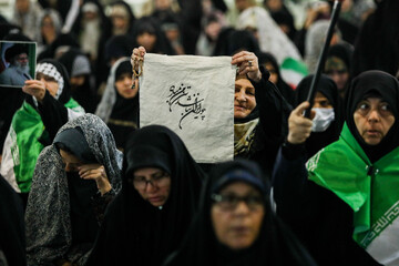 اقامه نماز عید قربان در دانشگاه تهران