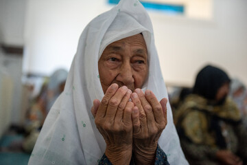 اقامه نماز عید سعید قربان در مسجدالرحمن روستای حصارچه رازو جرگلان
