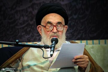 آیت‌الله العظمی دستغیب به سیدمحمد خاتمی تسلیت گفت