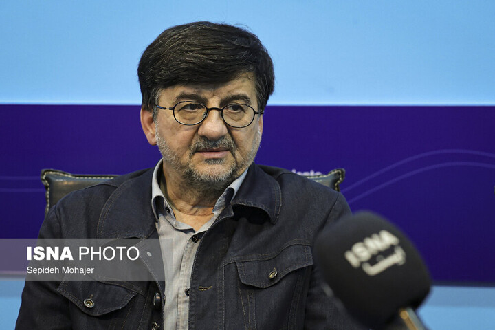 رئیس انجمن ورزشی‌نویسان ایران: در جام جهانی فوتبال می‌توان از تیم‌های هم‌گروه امتیاز گرفت
