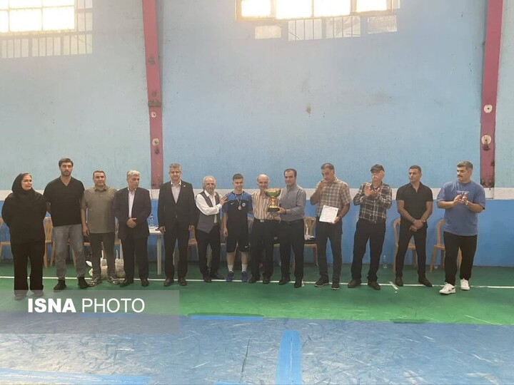 نماینده نوشهر قهرمان مسابقات هندبال جام شهدای دانش آموزی میناب شد