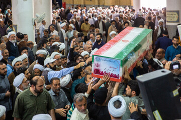 تشییع پیکر شهیده اعظم سراجی نژاد و حجت الاسلام والمسلمین عباس ظهیری - قم
