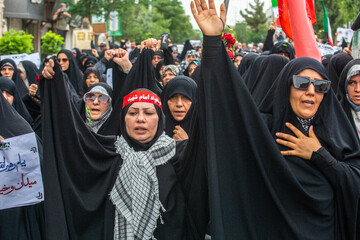 تشییع پیکر شهیده اعظم سراجی نژاد و حجت الاسلام والمسلمین عباس ظهیری - قم