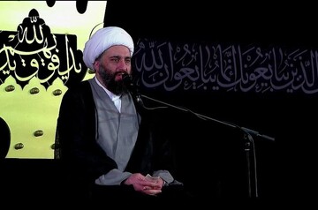 فرمانده جبهه حق شهادت را آرزوی خود می‌داند / «رهبر شهید» مصداق امروز این مکتب است