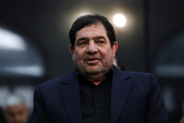 محمد مخبر در مراسم یادبود شهدای خانواده رهبر انقلاب در حرم عبدالعظیم(ع)