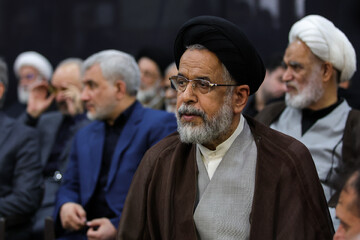 سید محمود علوی در مراسم یادبود شهدای خانواده رهبر انقلاب در حرم عبدالعظیم(ع)