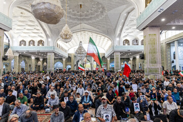 مراسم یادبود شهدای خانواده رهبر انقلاب در حرم عبدالعظیم(ع)