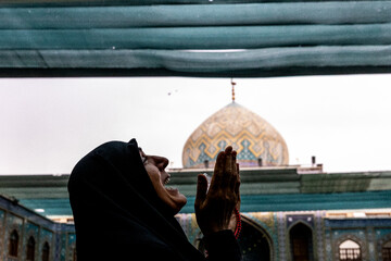 مراسم یادبود شهدای خانواده رهبر انقلاب در حرم عبدالعظیم(ع)