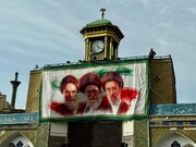 حضور پرشور مردم در مراسم یادبود خانواده رهبر شهید انقلاب نشانه گرمای باور به مکتب عاشوراست