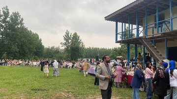 برپایی بازارچه محصولات محلی صوفیانده گامی در راستای توسعه معیشت‌های سازگار با محیط زیست